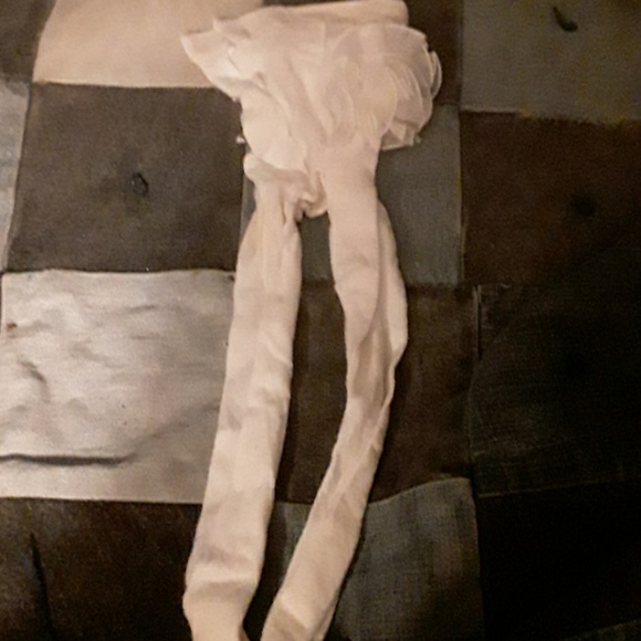 BABY  SOFT LIGHT  PINK SWEATER  AND WHITE  LACEY - Picture 4 of 5